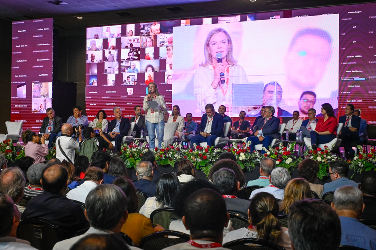 Baixe as fotos do Seminário ‘A realidade brasileira e os desafios do PT’