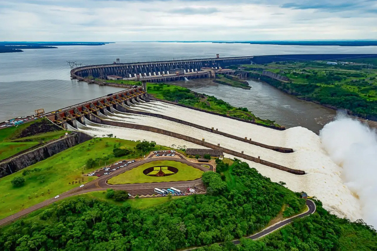 Itaipu e sua missão: desenvolvimento socioambiental para quem mais precisa, por Enio Verri