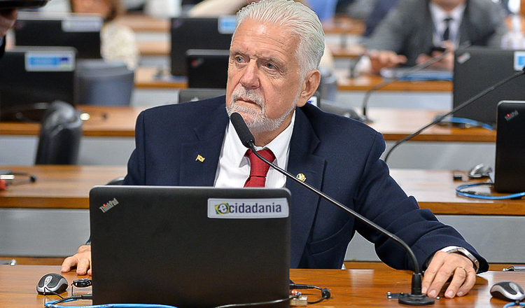 Líder do Governo diz que oposição cria ‘biombo’ e não assume ser contra fim da 6×1