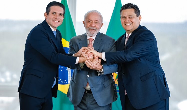 ‘O Brasil está pronto’, diz Lula antes de reunião com Motta e Alcolumbre