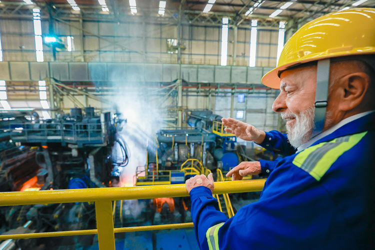 Lula aposta na indústria: Gerdau amplia produção de aço e impulsiona PIB