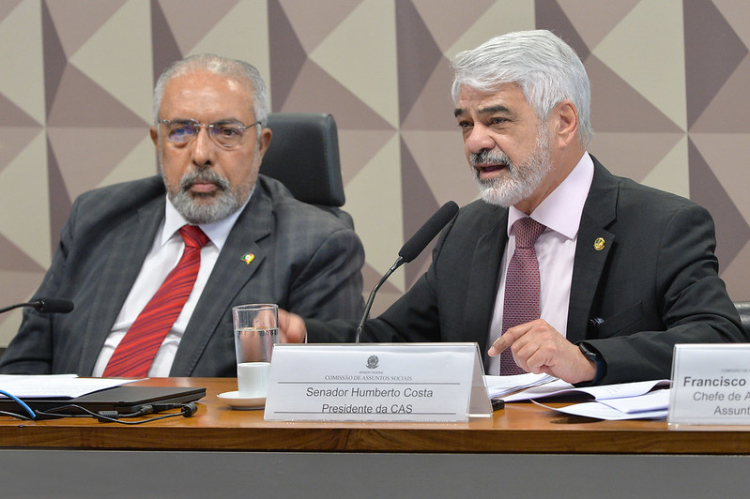 Relatório de Humberto retoma proposta de ampliação das cotas no serviço público