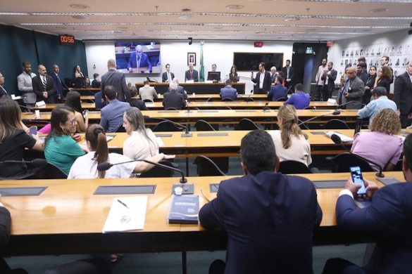 PT aciona Conselho de Ética da Câmara contra Gilvan da Federal por quebra de decoro