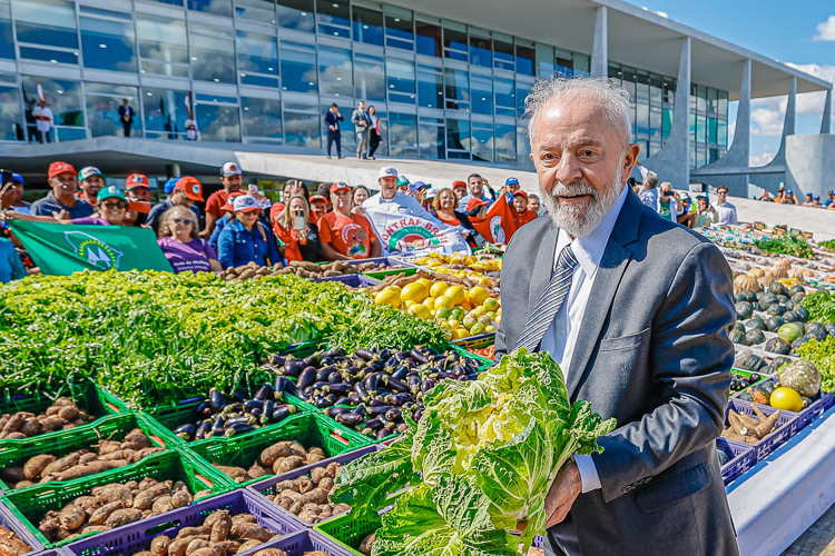 Mortes no campo caíram 72% desde o começo do governo Lula
