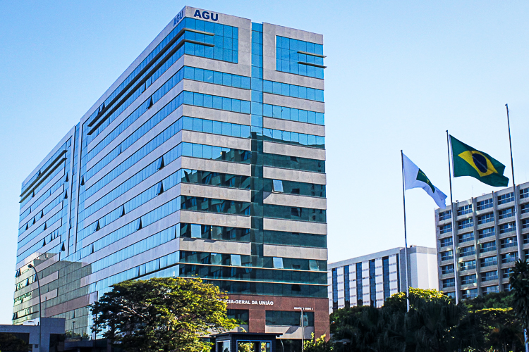 AGU move ação contra a Meta para impedir golpes com símbolos do governo