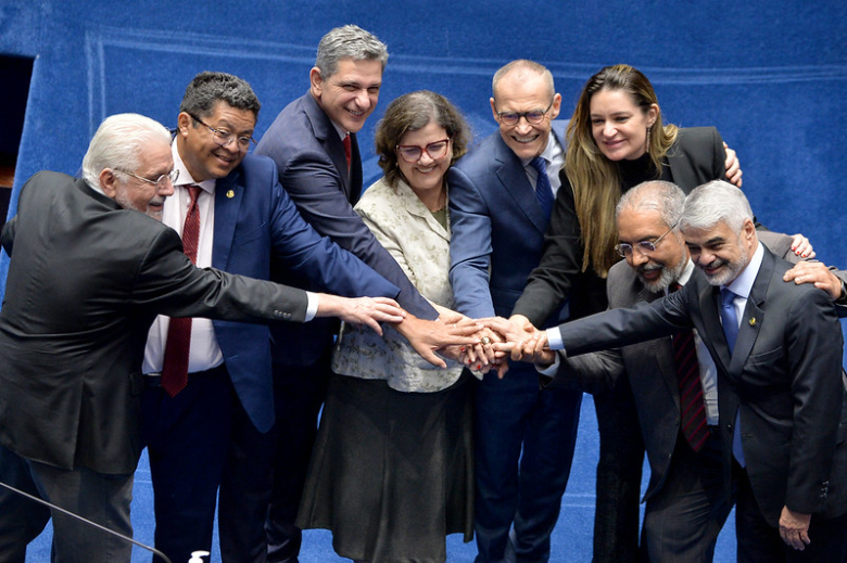 PT no Senado apresentou 75 projetos para garantir mais direitos aos trabalhadores