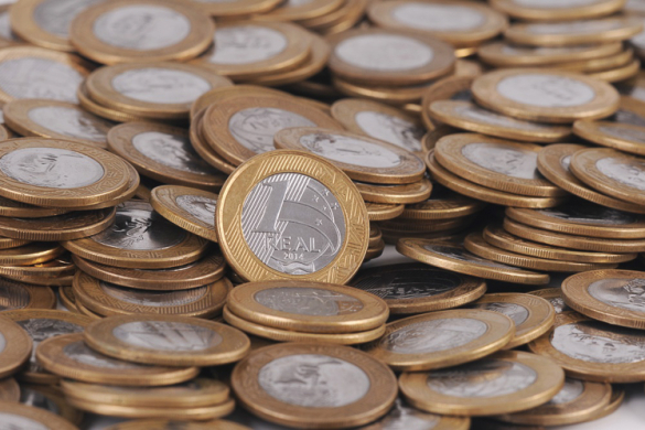 Superávit primário atinge R$ 74 bilhões até abril