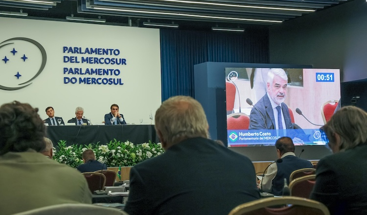 Parlasul: Humberto defende isenção do IR e fim da escala 6×1 para reduzir desigualdade