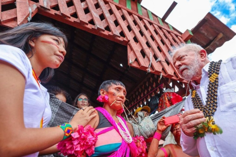 Governo Lula salvou vidas e melhorou a vida do povo Yanomami, dizem petistas