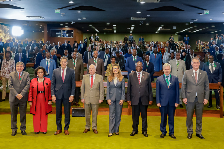 Brasil lidera aliança global com países africanos para combater a fome