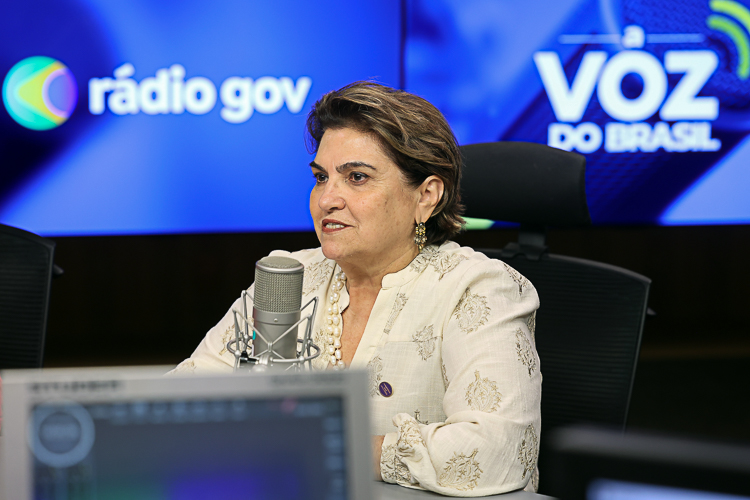 À Voz do Brasil, Márcia Lopes detalha ações de empoderamento da mulher