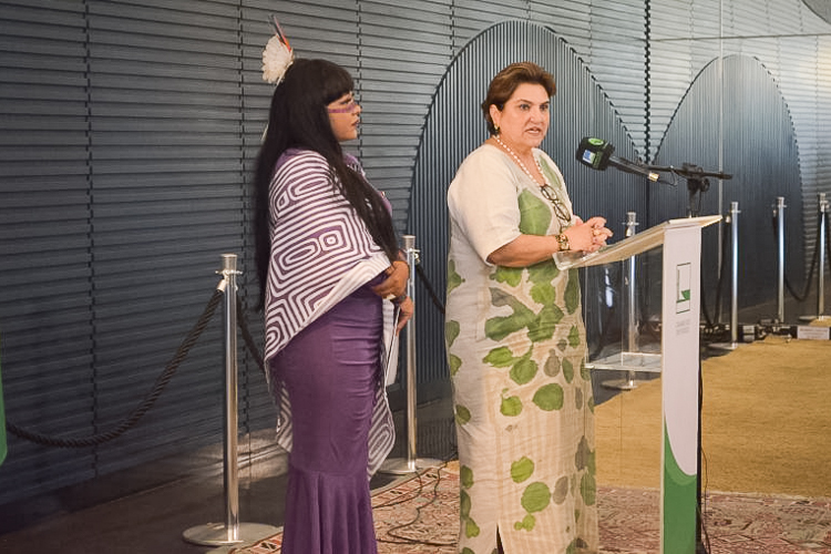 Ministra Márcia Lopes participa de ato político na Câmara dos Deputados