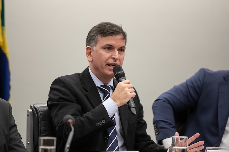Delegado da PF detalha como o governo Lula desmontou as fraudes no INSS