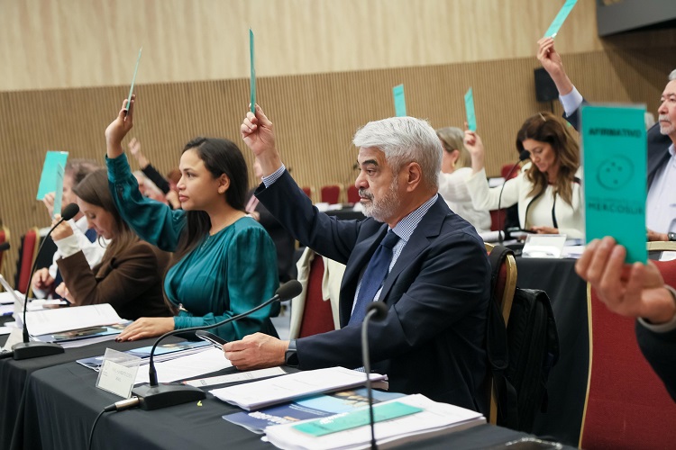 Parlasul: Humberto defende isenção do IR e fim da escala 6×1 para reduzir desigualdade