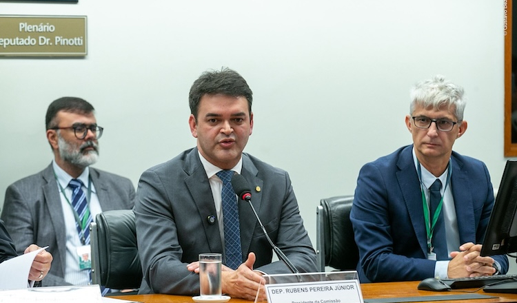 Comissão da Isenção do IR até R$ 5 mil é instalada na Câmara