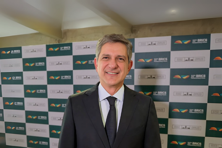 Rogério aponta papel estratégico do BRICS na defesa do multilateralismo