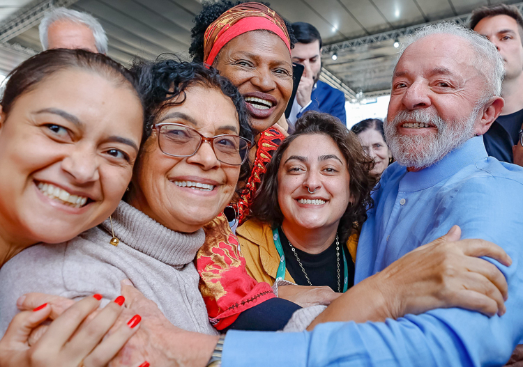 Justiça para o Rio Doce: Lula formaliza R$ 132 bi para reparar crime ambiental