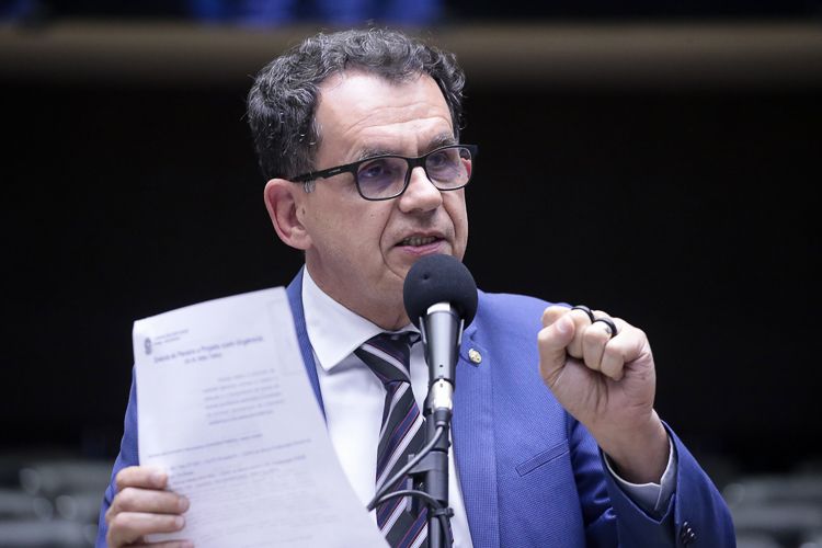 Reimont: Quem faturou ilicitamente com o tarifaço de Trump?