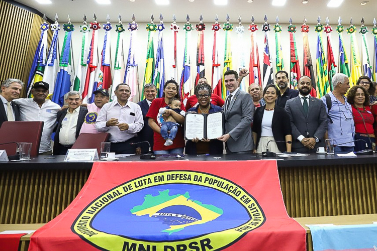 Lula sanciona 19 de agosto como o Dia da Luta da População em Situação de Rua