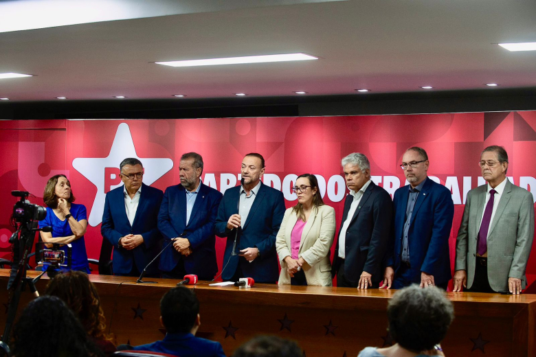 Em reunião, presidentes de partidos firmam compromisso com a defesa da soberania