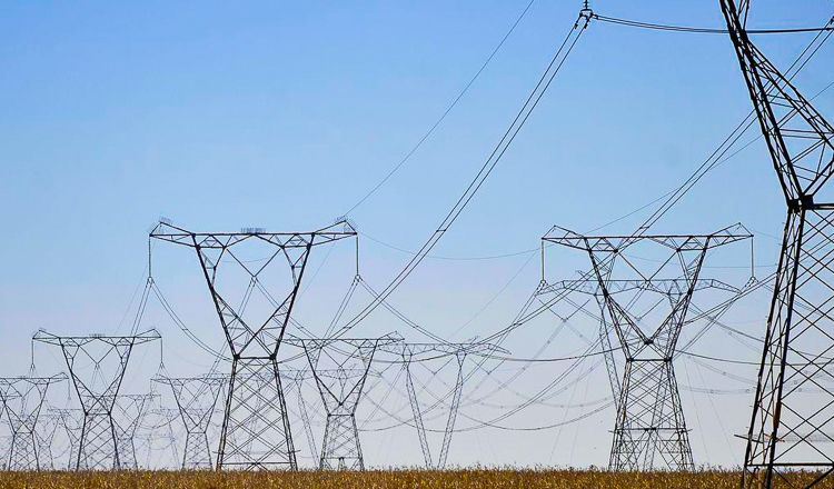 Câmara aprova MP do governo que reduz impacto das tarifas de energia