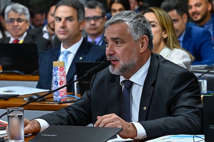 INSS: Pimenta pede prisão e apreensão de passaportes de ‘Golden Boys’