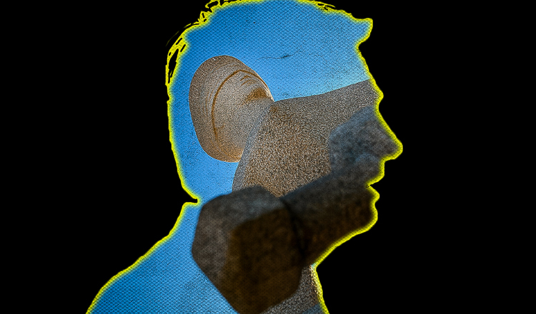 Moraes e Dino rejeitam argumentos da defesa de Bolsonaro e mantêm condenação