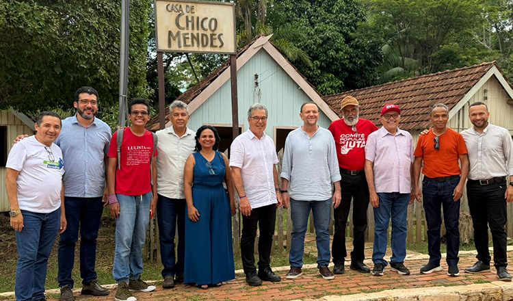 No Acre, Edinho exalta luta de Chico Mendes e participa de plenária do PT