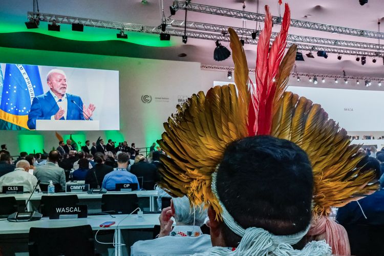 Lula manda recado aos negacionistas na abertura da COP30