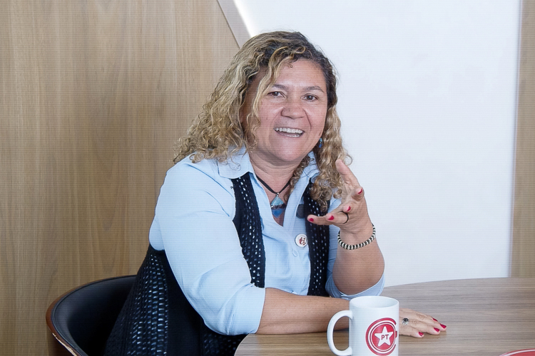 Rose Rodrigues destaca papel social do Pronera