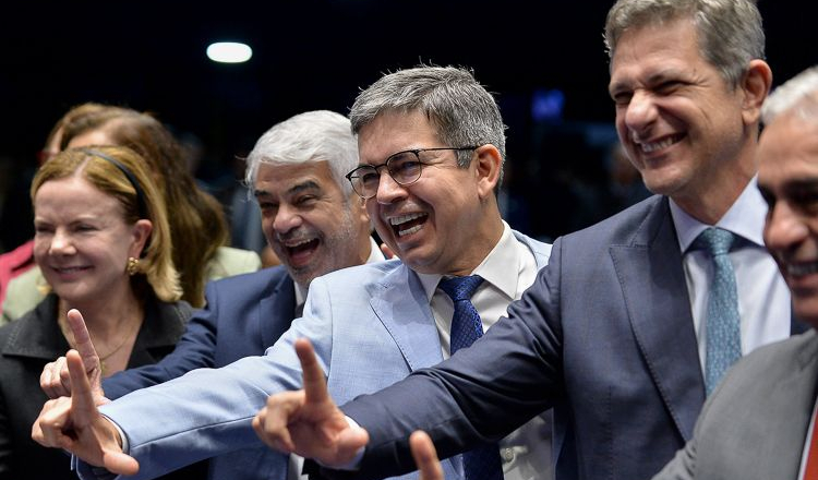 Vitória do povo: Senado aprova IR Zero para quem ganha até 5 mil