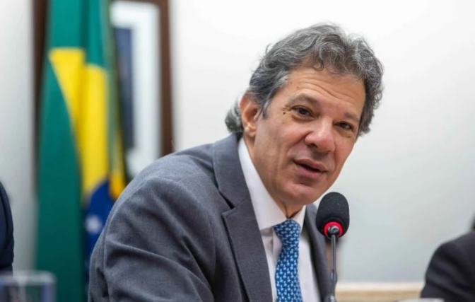 Haddad: Lula reduziu desigualdade após herdar inferno fiscal de Bolsonaro