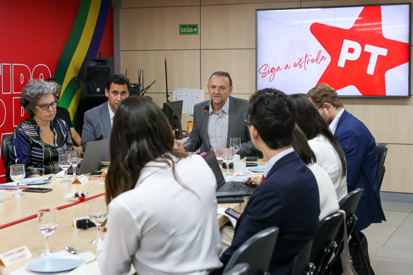 PT buscará alianças em todos os estados em 2026, diz Edinho Silva