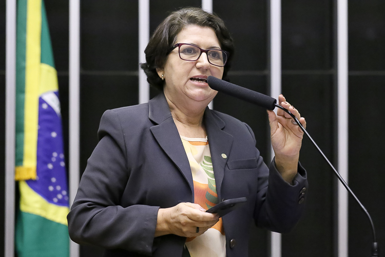 Lenir celebra isenção de IR para 846 mil no PR: “Efeito Lula”