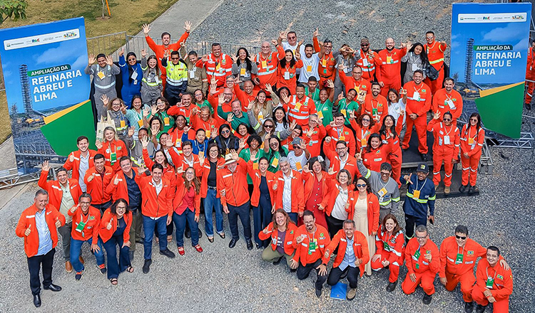 Lula reforça Petrobras como gigante da energia ao ampliar a Abreu e Lima