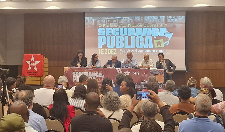 PT discute Ministério da Segurança Pública e combate à direita