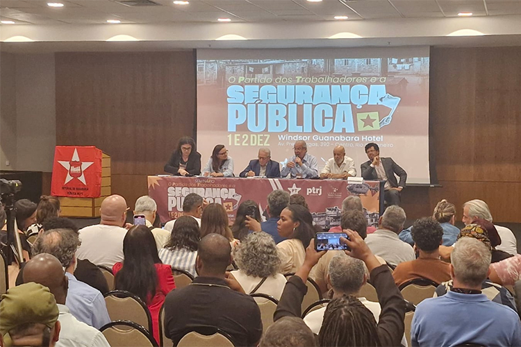 PT discute Ministério da Segurança Pública e combate à direita