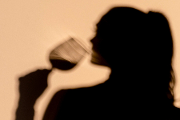 Mulheres dependentes de álcool terão assistência especializada no SUS