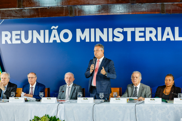 Isenção de IR, redução do desemprego, fora do Mapa da Fome: resultados do Lula 3