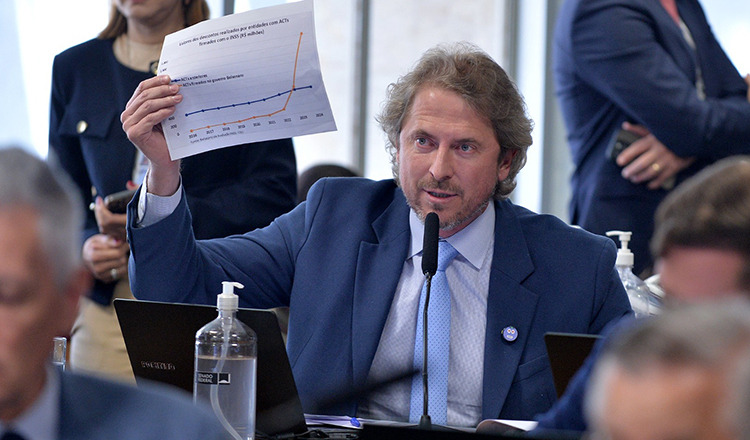 Zeca Dirceu pede investigação sobre gastos de gabinetes do PL