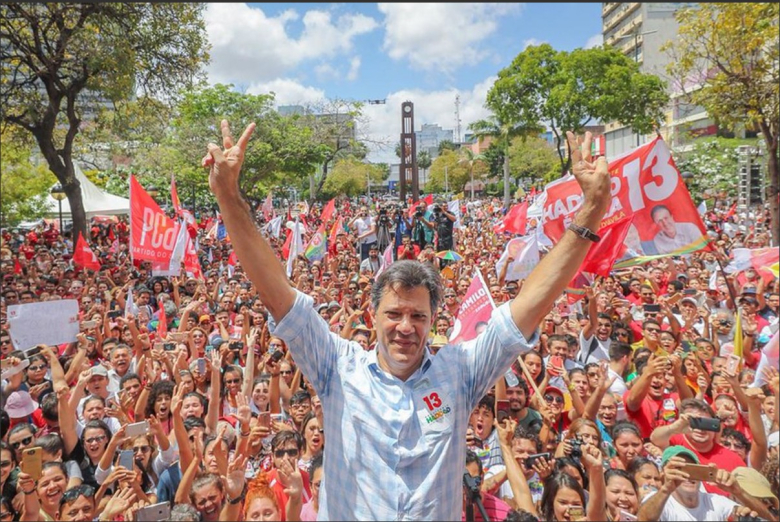 2018 - Fernando Haddad é candidato à Presidência e tem mais de 47 milhões de votos no segundo turno (44,87%).