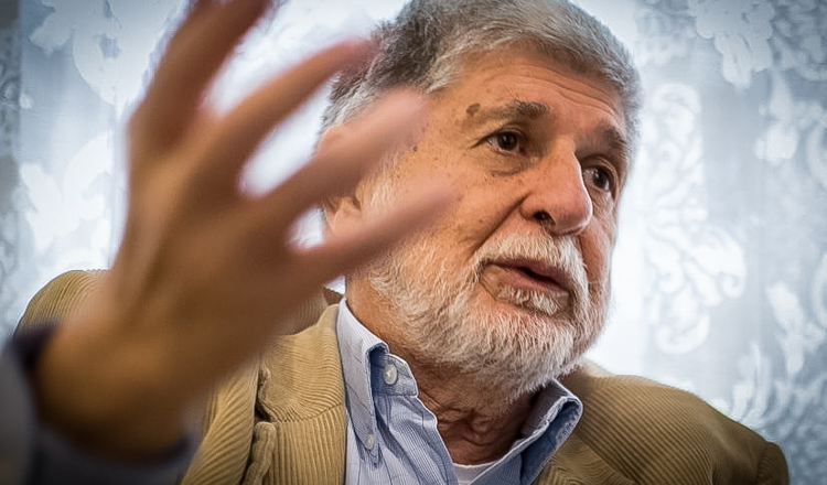 ‘Como podemos viver num mundo sem regras?’