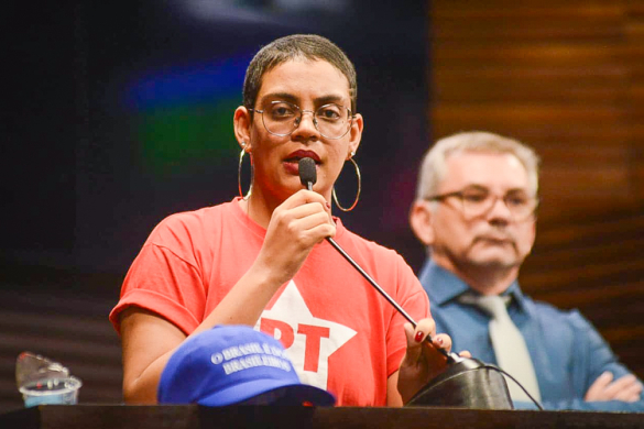 Alvo do autoritarismo, vereadora Fernanda Curti conta com apoio do PT