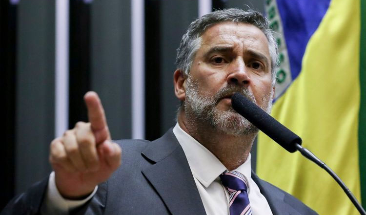 Paulo Pimenta associa prisão de Daniel Vorcaro ao governo Bolsonaro e cobra apuração do caso “BolsoMaster”