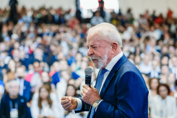 Lula volta a criticar guerra e Trump e faz apelo a governadores sobre diesel