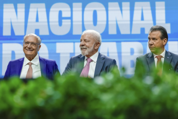 Lula: ‘Por que não estabelecer jornada de trabalho diferenciada por categoria?’