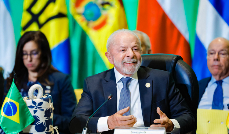 ‘Tudo se resolve por guerra? Quando é que vamos dizer que isso não é normal?’