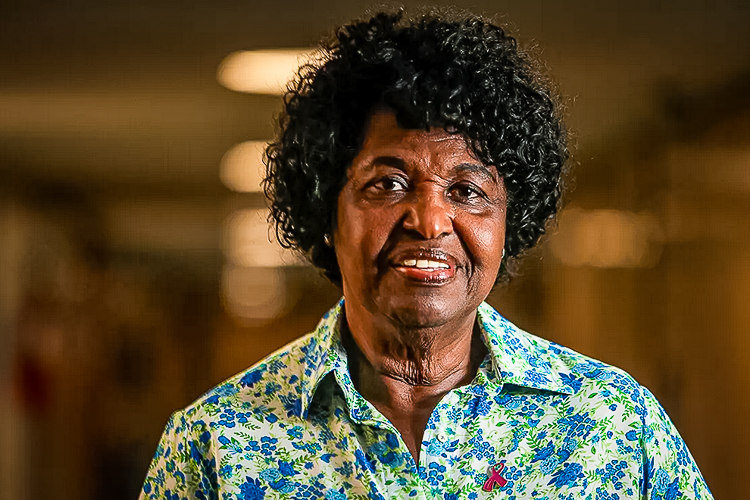 Um retrato do PT: ‘A velha Benedita tem força e energia para continuar nesse partido querido’