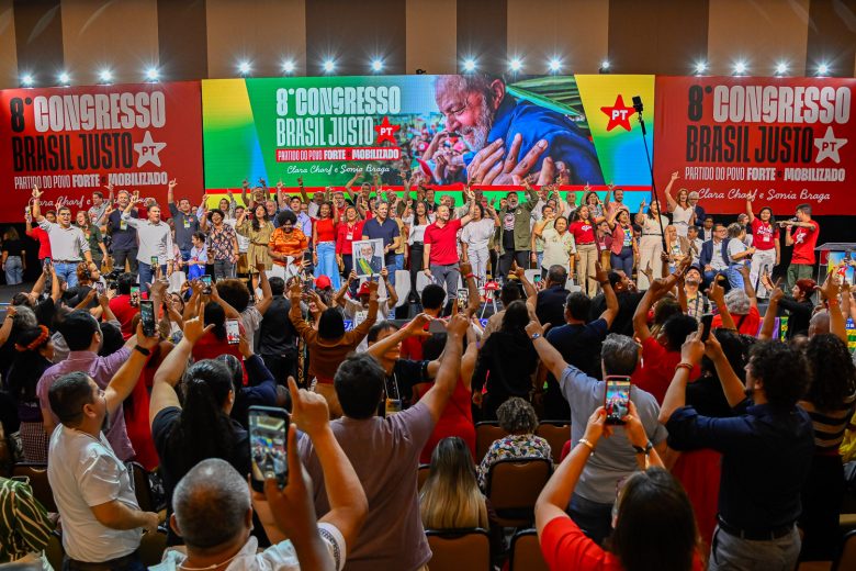 Construindo o futuro: Manifesto do PT para seguir transformando o país