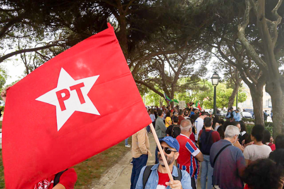 Lula em Lisboa: militância reúne centenas de pessoas em defesa da democracia